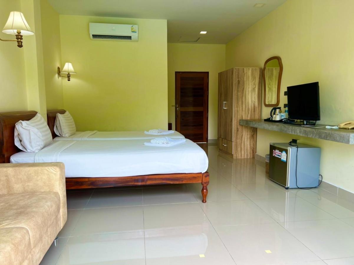 Bora Bora Villa Phuket Chalong Exterior photo